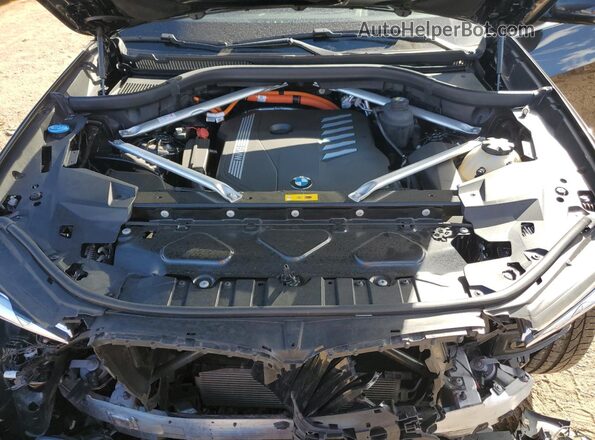 5UXTA6C08M9F32561 2021 BMW X5 Black Շարժիչի բաժամունքի տեսք