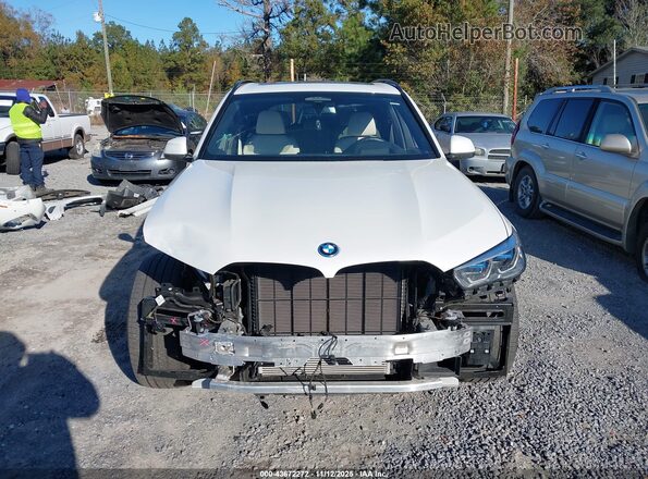 5UXTA6C0XN9J42401 2022 BMW X5 White 
