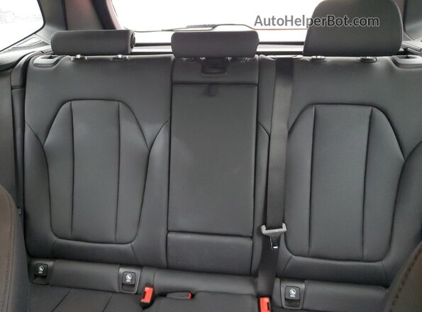 5UXTR7C52KLR49827 2019 BMW X3 Черный Вид задних сидений