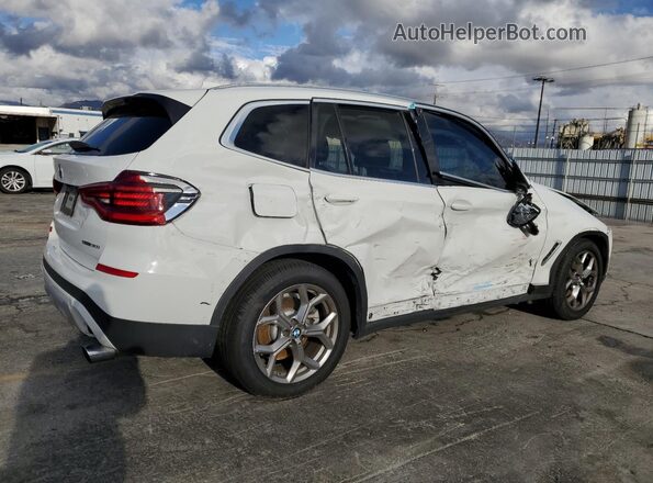 5UXTY3C00L9D46229 2020 BMW X3 White Rear right