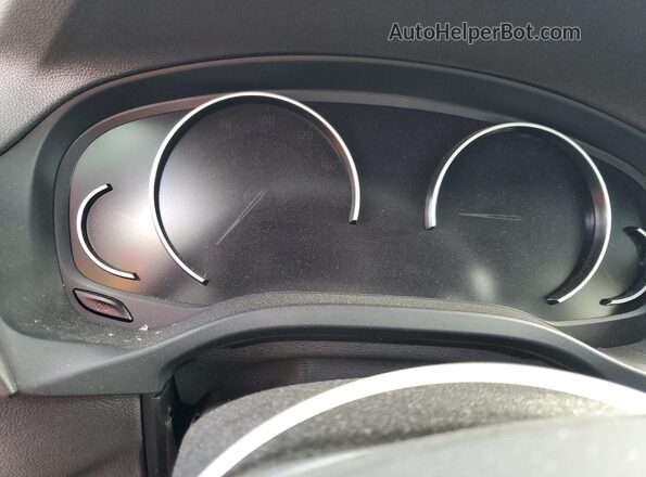 5UXTY3C00L9D46229 2020 BMW X3 White Instrument cluster view