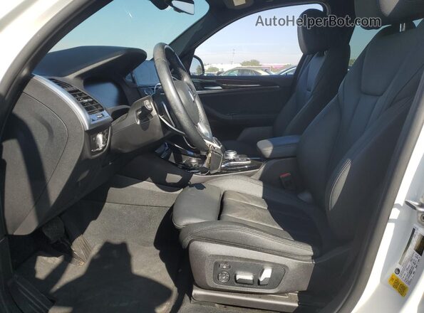5UXTY3C0XM9G01213 2021 BMW X3 White Front interior view