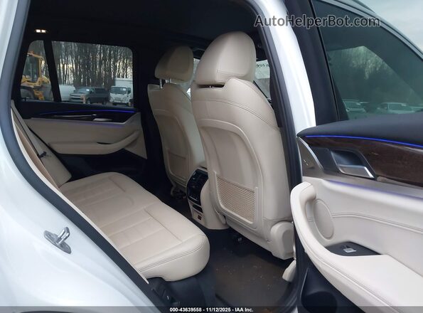 5UXTY5C01M9F44816 2021 BMW X3 White Вид наклейки з VIN-кодом