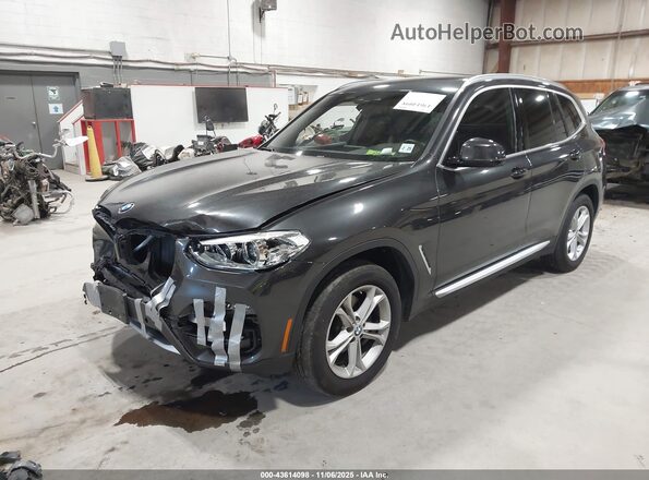 5UXTY5C08L9C46102 2020 BMW X3 Gray Vista tres cuartos delantera izquierda