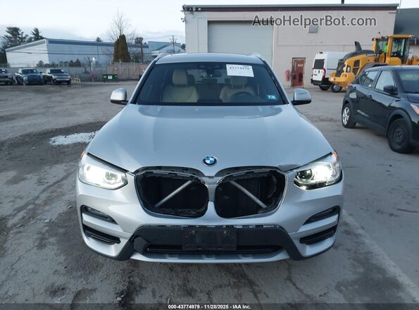 5UXTY5C09M9E17053 2021 BMW X3 Silver Вид панелі приладів