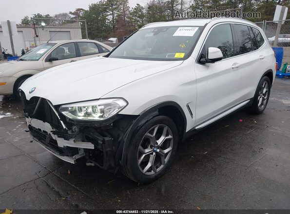 5UXTY5C09M9F37502 2021 BMW X3 White Передня ліва чверть