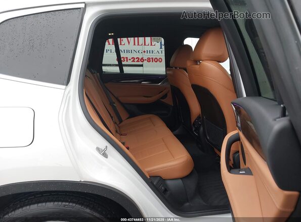 5UXTY5C09M9F37502 2021 BMW X3 White Вид наклейки з VIN-кодом