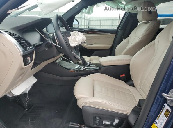5UXTY5C0XM9H67548 2021 BMW X3 Blue Vista interior delantera