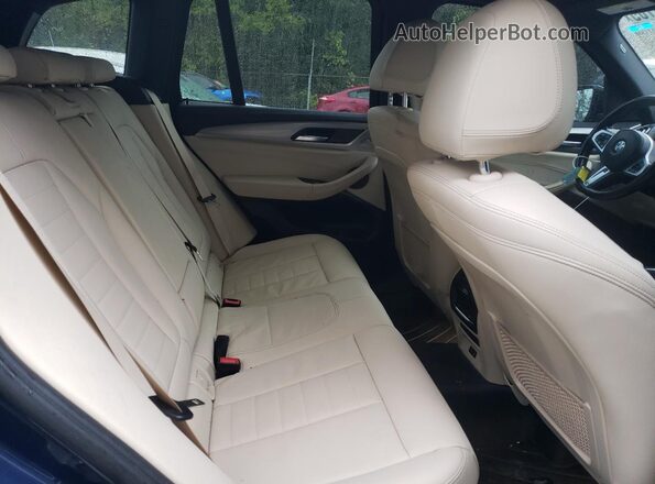 5UXTY9C00M9F59640 2021 BMW X3 Blue Вид задньої частини салону