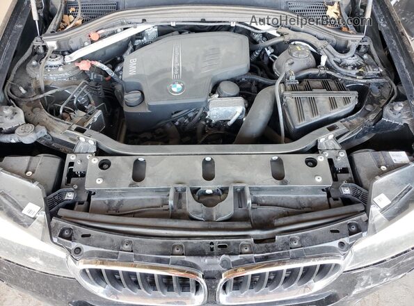 5UXWZ7C30H0V88958 2017 BMW X3 Black Vista del compartimento del motor