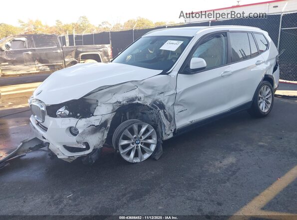 5UXWZ7C36H0V89029 2017 BMW X3 White 