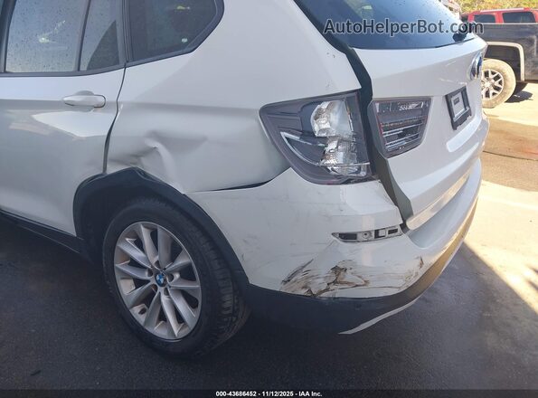 5UXWZ7C36H0V89029 2017 BMW X3 White 