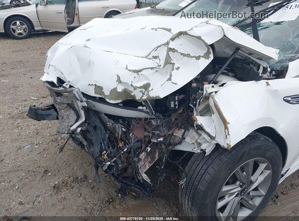 5XXGT4L33KG307828 2019 KIA OPTIMA White Вид спереду