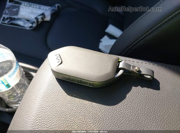 5XYK33DF1TG340465 2026 KIA SPORTAGE White წინა პანელის ხედი