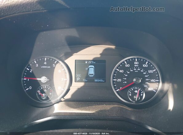 5XYP24HC2LG070063 2020 KIA TELLURIDE White უკანა სავარძლების ხედი