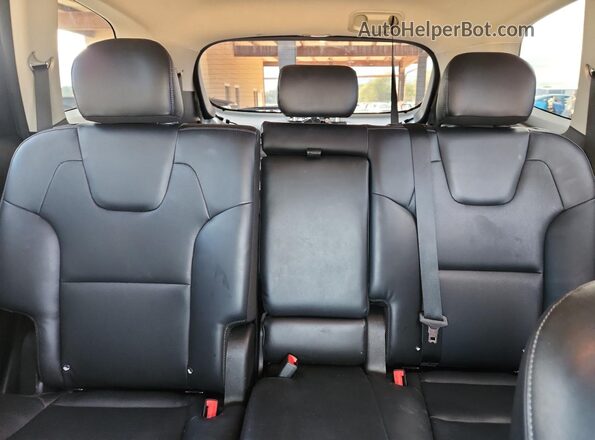 5XYP2DHCXNG212355 2022 KIA TELLURIDE White Vista de los asientos traseros