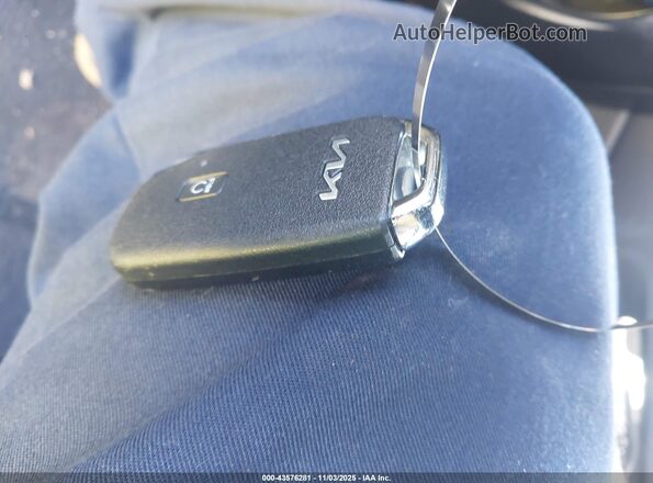 5XYP34HC0NG307536 2022 KIA TELLURIDE Gray Dashboard view