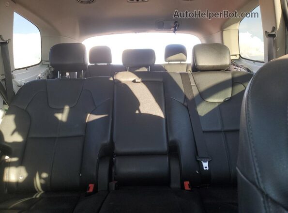 5XYP34HC1MG120935 2021 KIA TELLURIDE White Widok tylnych siedzeń
