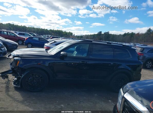 5XYP3DGC4RG421014 2024 KIA TELLURIDE Black Widok wnętrza z tyłu