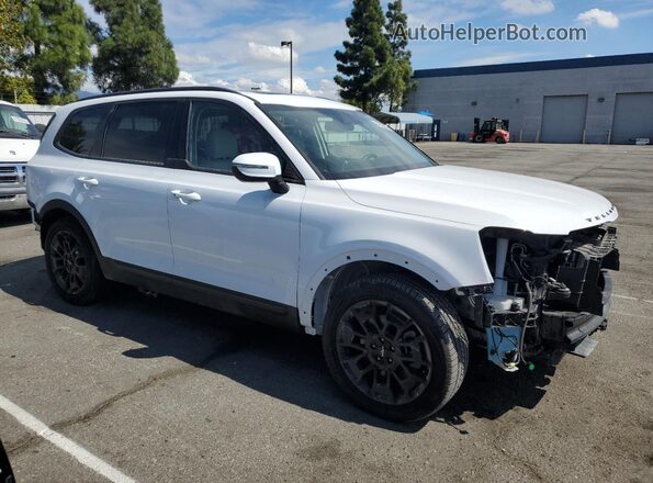 5XYP3DHC0NG250240 2022 KIA TELLURIDE White Передня права чверть