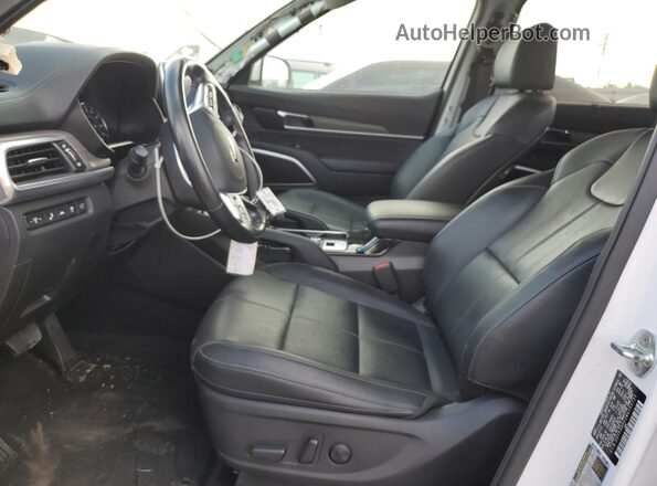 5XYP3DHC2MG183753 2021 KIA TELLURIDE Белый Вид салона спереди