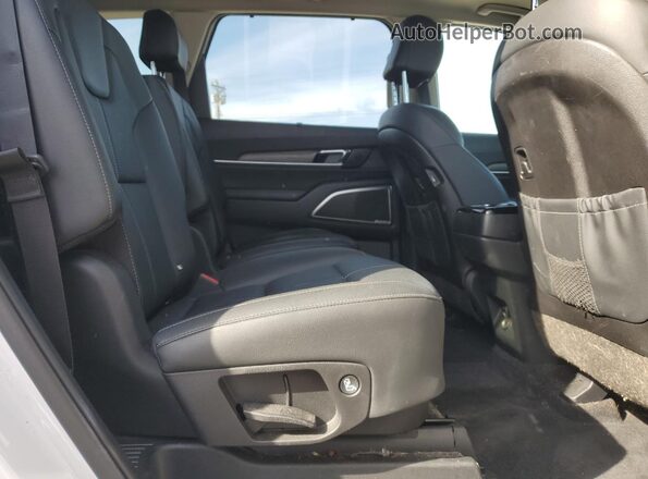 5XYP54HC6NG296178 2022 KIA TELLURIDE White Вид задньої частини салону