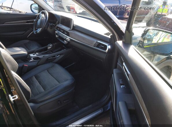 5XYP5DHC3NG282075 2022 KIA TELLURIDE Black Front interior view