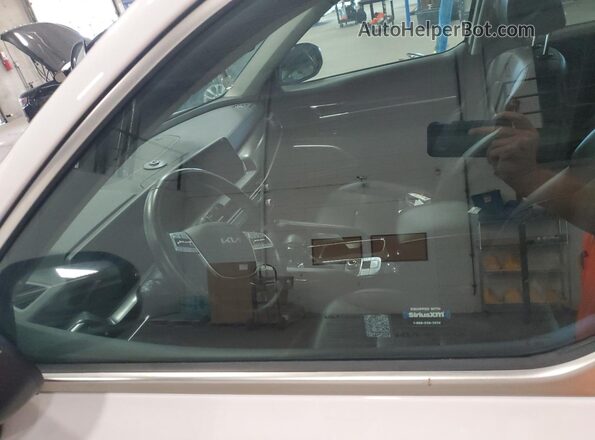 5XYP6DGC2PG329744 2023 KIA TELLURIDE White წინა სალონის ხედი