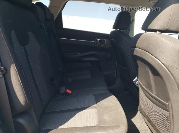 5XYRG4LC8NG131646 2022 KIA SORENTO White Vista interior trasera