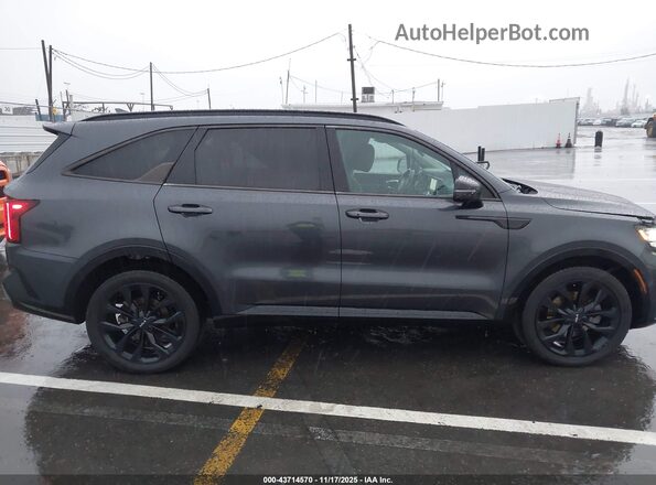 5XYRK4LF4NG088707 2022 KIA SORENTO Black Սալոնի հետևի տեսք