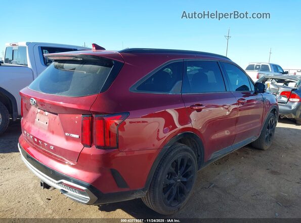 5XYRK4LF9MG066474 2021 KIA SORENTO Maroon Trasero derecho