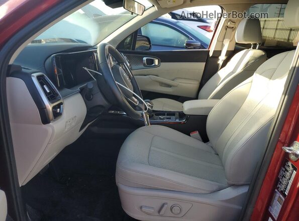 5XYRKDLF7NG108240 2022 KIA SORENTO Red Vista interior delantera