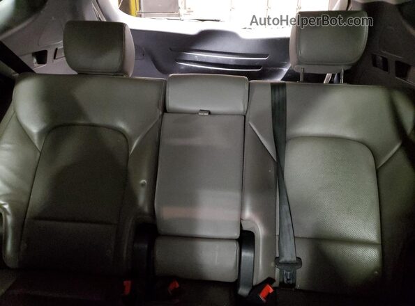 5XYZUDLBXJG522601 2018 HYUNDAI SANTA Silver Widok tylnych siedzeń