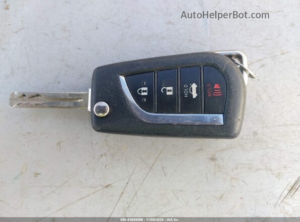 5YFS4RCE4LP038589 2020 TOYOTA LL Черный Вид панели приборов
