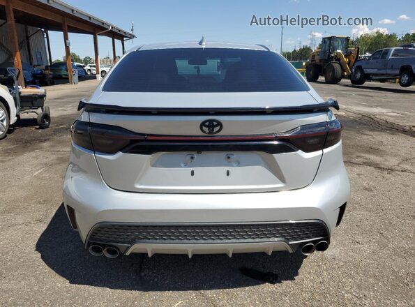 5YFS4RCE9LP052682 2020 TOYOTA LL Silver Вид ззаду