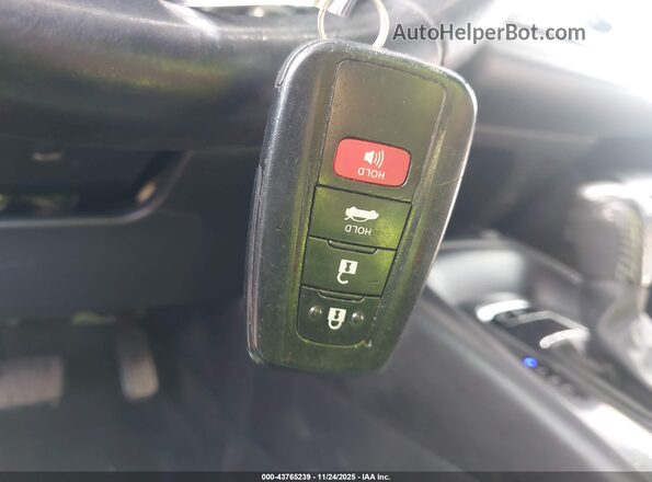5YFT4MCE8NP134445 2022 TOYOTA LL White Вид панелі приладів