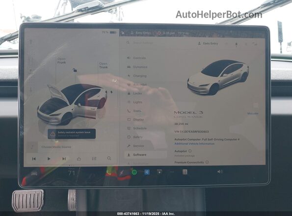 5YJ3E1EA5RF830803 2024 TESLA MODEL 3 White Widok tylnych siedzeń