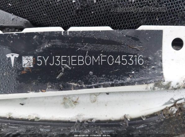 5YJ3E1EB0MF045316 2021 TESLA MODEL 3 White 