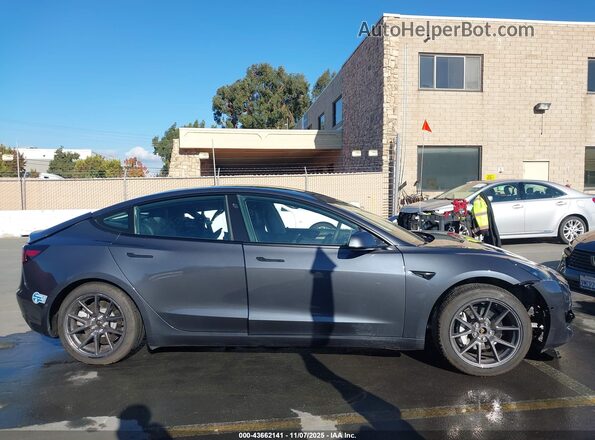 5YJ3E1EB0MF999077 2021 TESLA MODEL 3 Gray Вид задньої частини салону