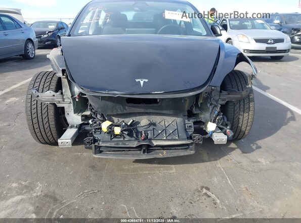 5YJ3E1EB0NF124955 2022 TESLA MODEL 3 Black Widok z przodu