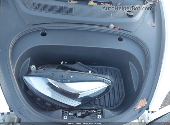 5YJ3E1EB1NF326901 2022 TESLA MODEL 3 White Вид ззаду