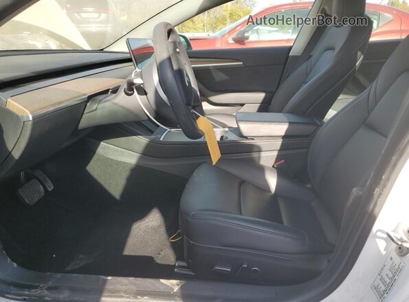 5YJ3E1EB4NF126496 2022 TESLA MODEL White Vista interior delantera