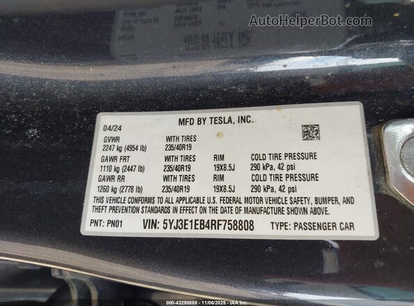 5YJ3E1EB4RF758808 2024 TESLA MODEL 3 Gray Вид підкапотного простору