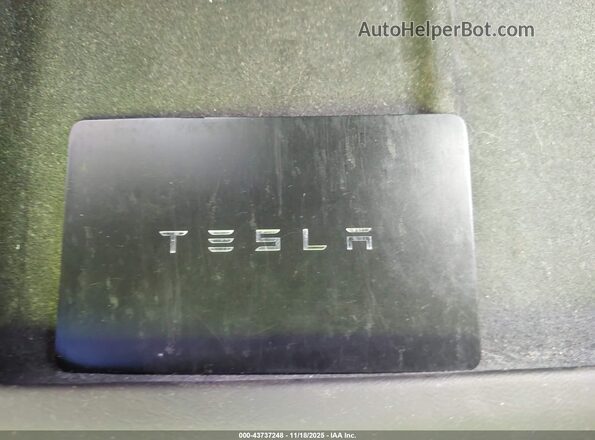 5YJ3E1EB4RF830476 2024 TESLA MODEL 3 Blue Vista del salpicadero