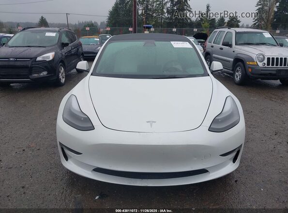 5YJ3E1EB6NF203918 2022 TESLA MODEL 3 White Вид щитка приладів
