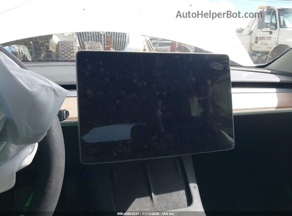 5YJ3E1EB7PF391691 2023 TESLA MODEL 3 White 
