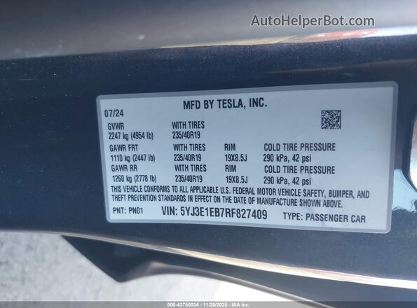 5YJ3E1EB7RF827409 2024 TESLA MODEL 3 Gray Widok komory silnika