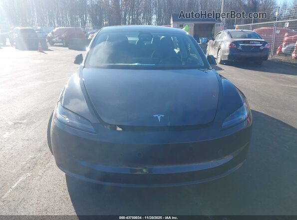 5YJ3E1EB7RF827409 2024 TESLA MODEL 3 Gray Widok wnętrza z tyłu
