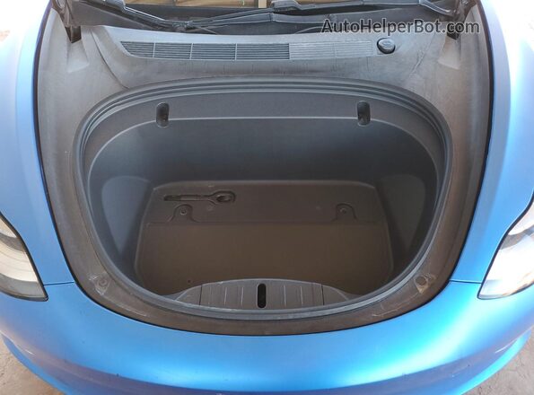 5YJ3E1EB9LF744345 2020 TESLA MODEL Синий Вид задней части салона