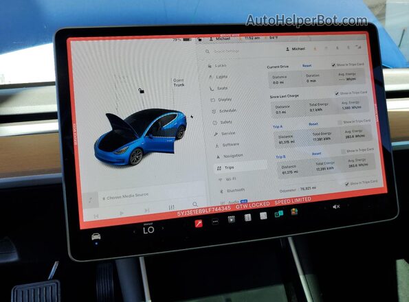 5YJ3E1EB9LF744345 2020 TESLA MODEL Синий Вид щитка приборов